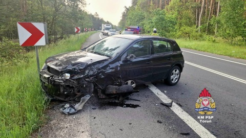 Zderzenie trzech samochodów w Górsku. Jedna osoba zabrana do szpitala