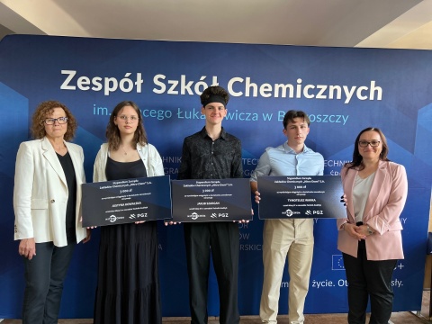 Nitro-Chem wręczył stypendia dla najlepszych uczniów bydgoskiego Chemika [zdjęcia]