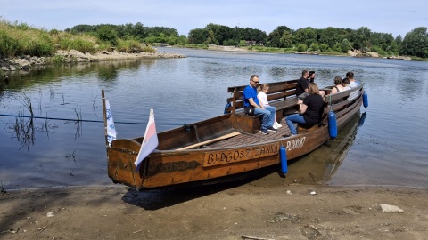 Nowość w Chełmnie W weekendy Miasto zaprasza na rejsy łodzią flisacką po Wiśle